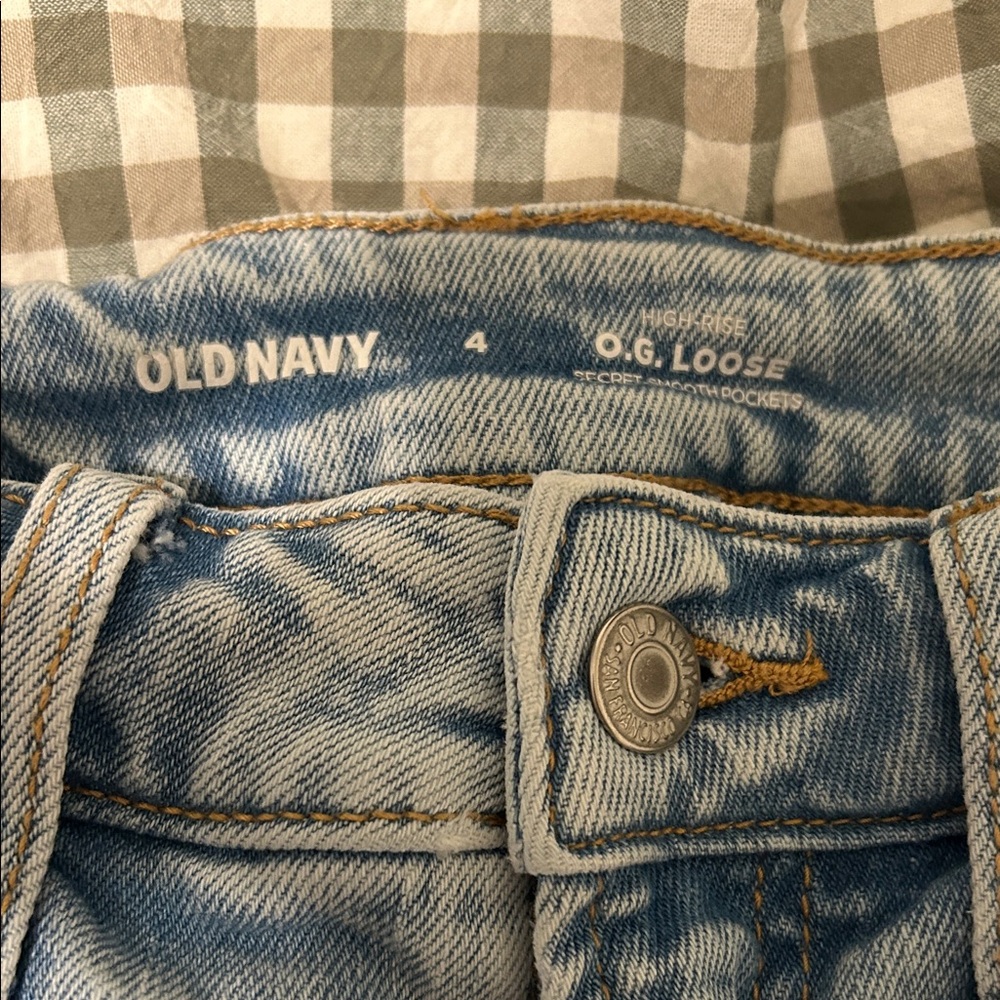 Old Navy women’s High-Rise O.G. Loose blue jeans - Picture 2 of 4